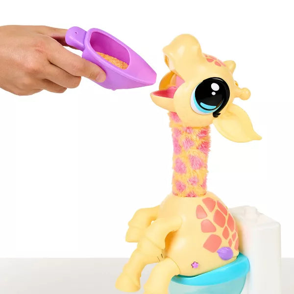 Little Live Pets Gotta Go Giraffe